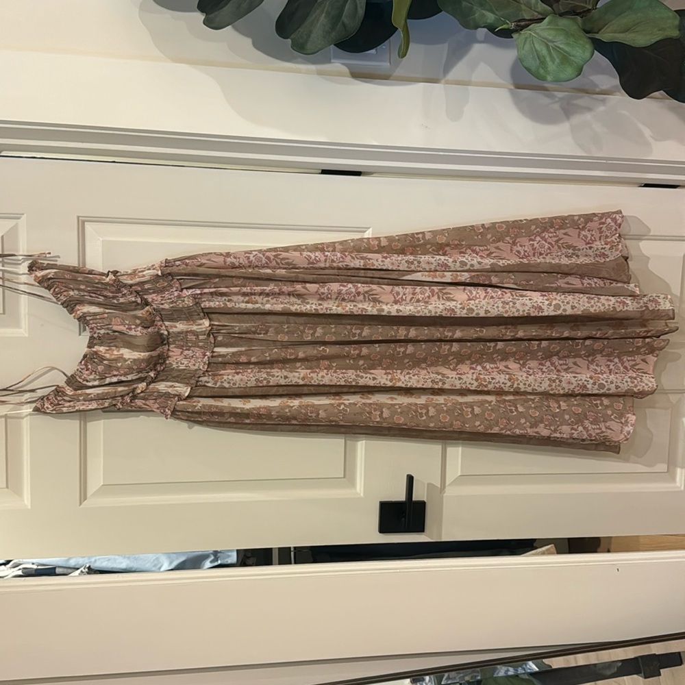 Vici maxi dress